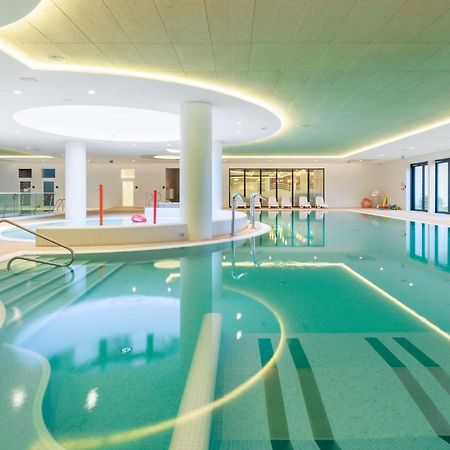 Apartament Golden Sand Z Dostepem Do Basenow,Jacuzzi,Strefy Saun- Pinea Apartments Pobierowo-Sannel Apartments For Rent Bagian luar foto