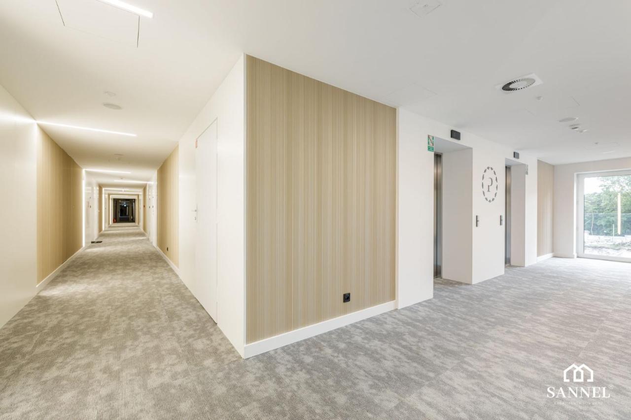 Apartament Golden Sand Z Dostepem Do Basenow,Jacuzzi,Strefy Saun- Pinea Apartments Pobierowo-Sannel Apartments For Rent Bagian luar foto